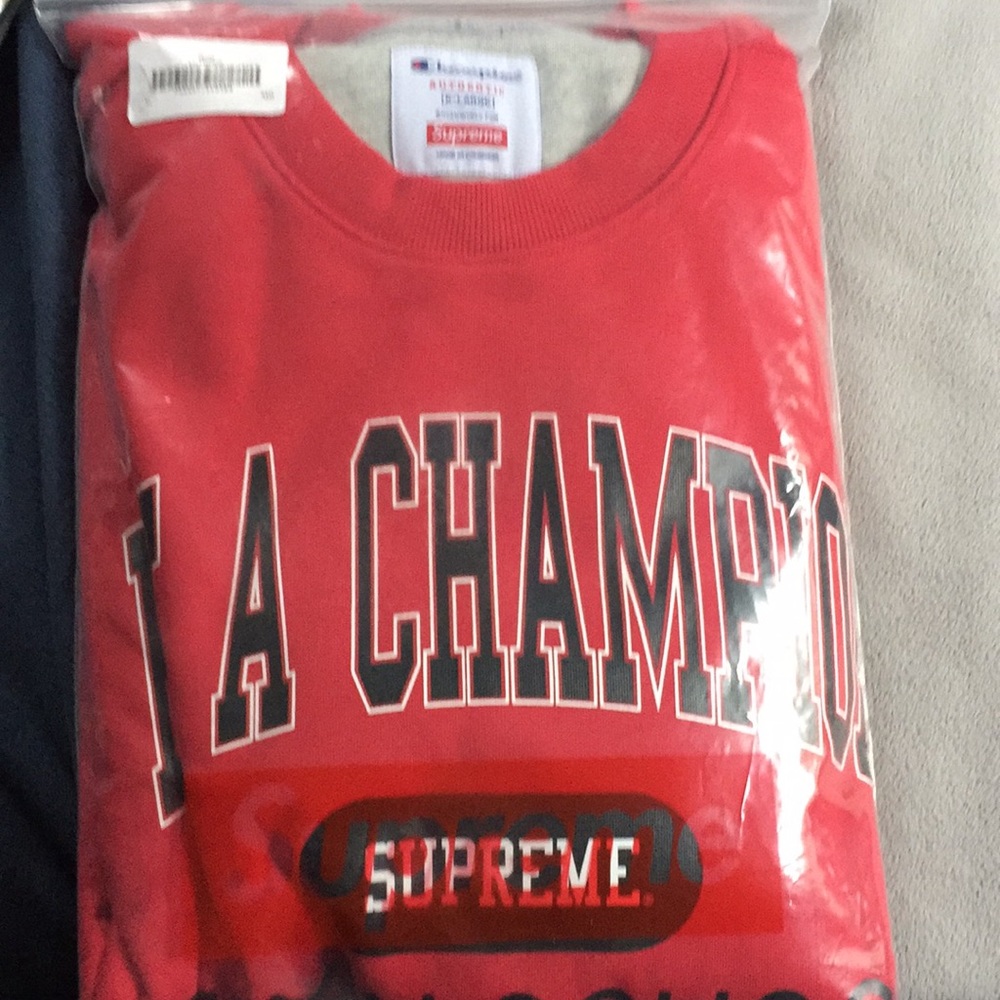 Supreme x champion  ss18 stay in school crewneck